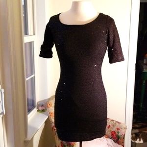 ❤️GRACIE'S ❤️Black Sequined ☀️Mini Dress☀️